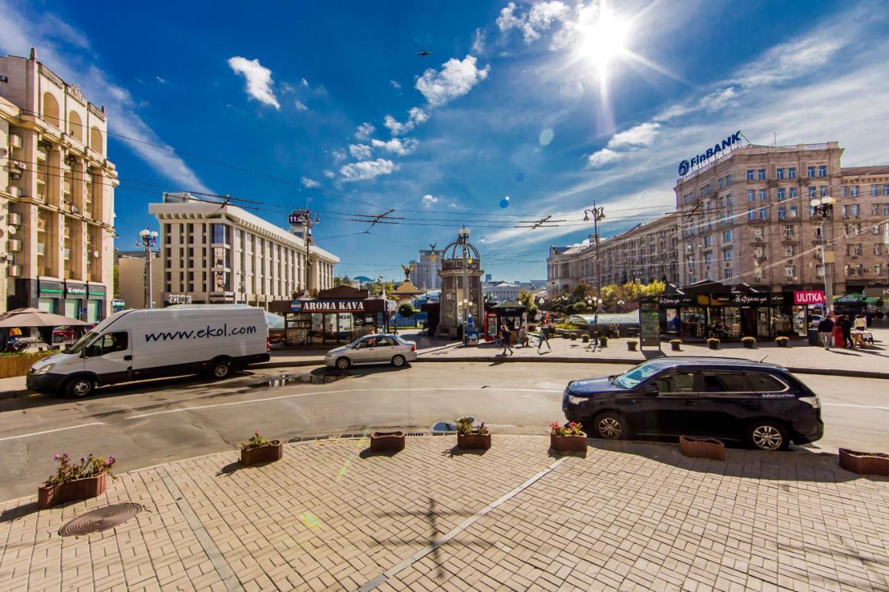 Two-Room Apartments On Maidan Nezavisimosti Kiev Luaran gambar